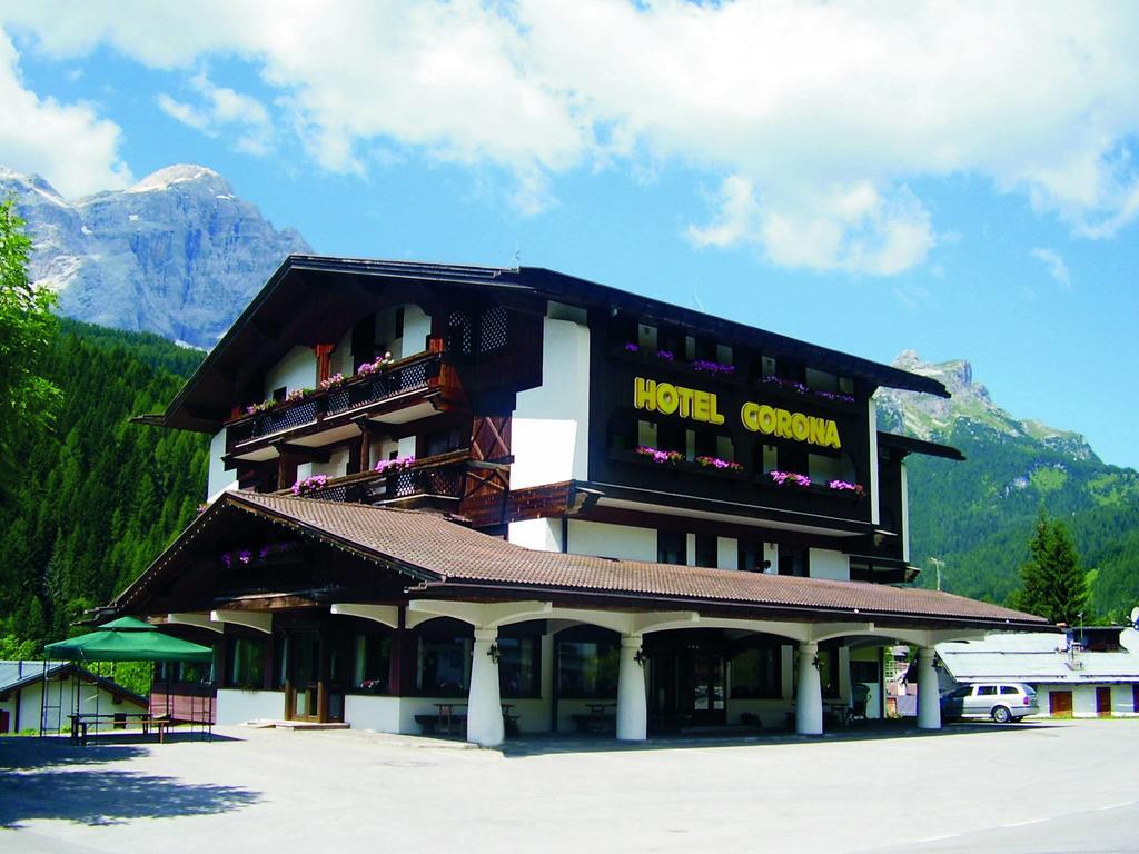 Hotel Corona Val di Zoldo Exteriör bild